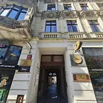 Apartment In The Strict City Centre