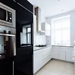 Apartment In The Strict City Centre