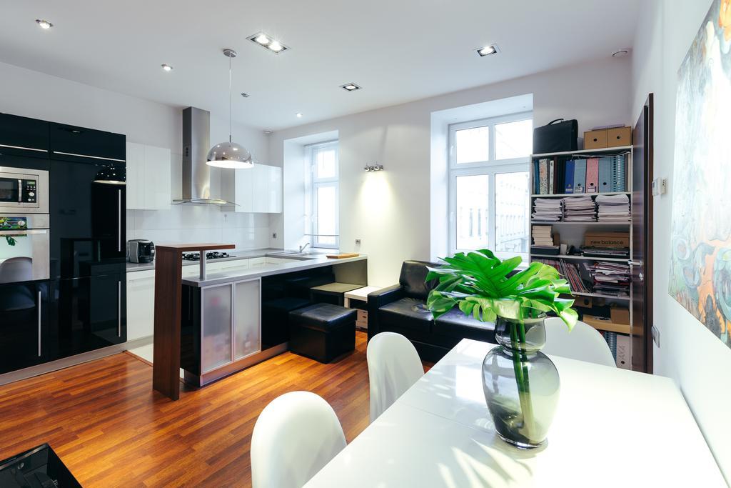 In The Strict Centre Apartament